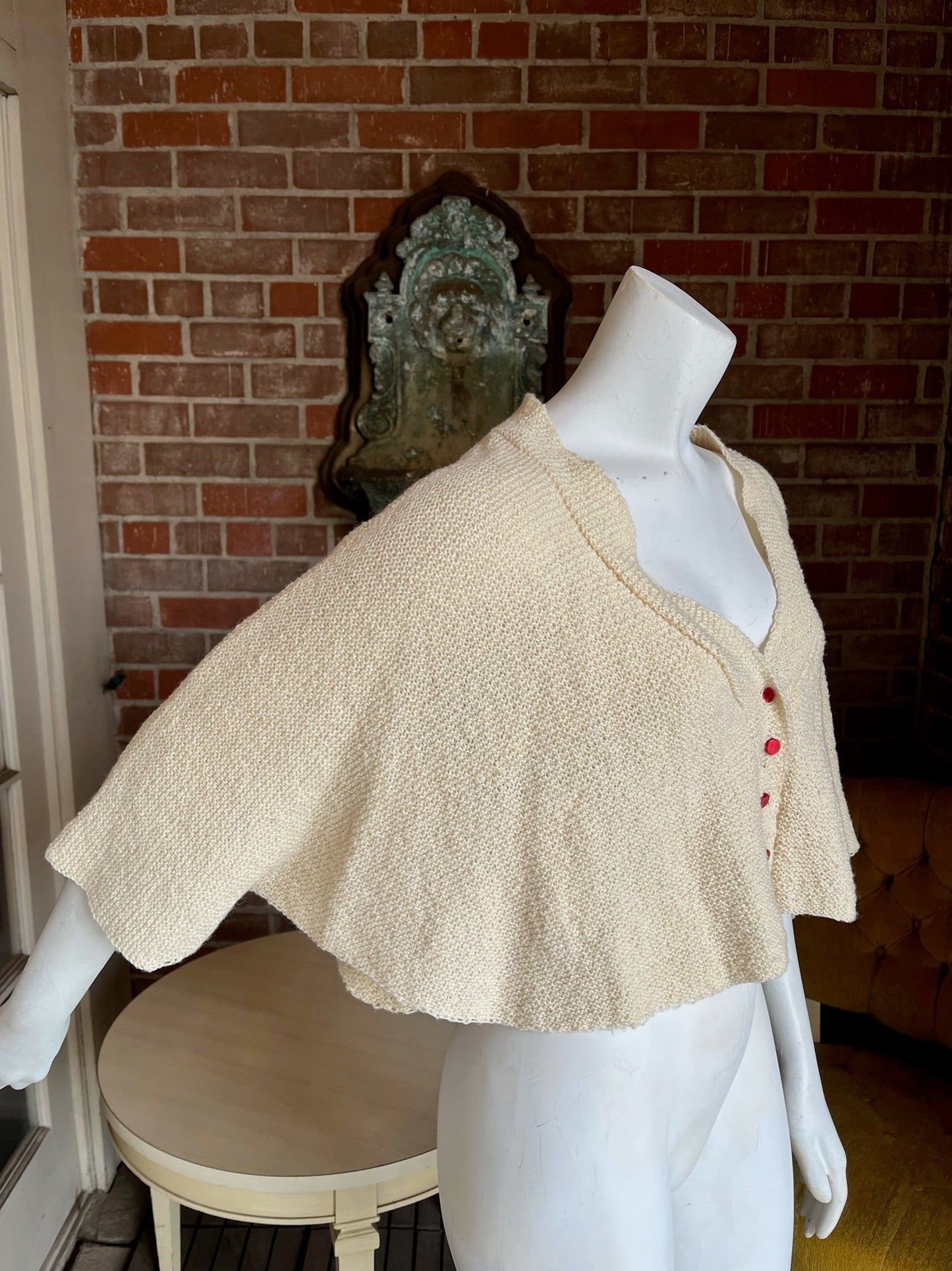 1950s Cropped Knit Capelet