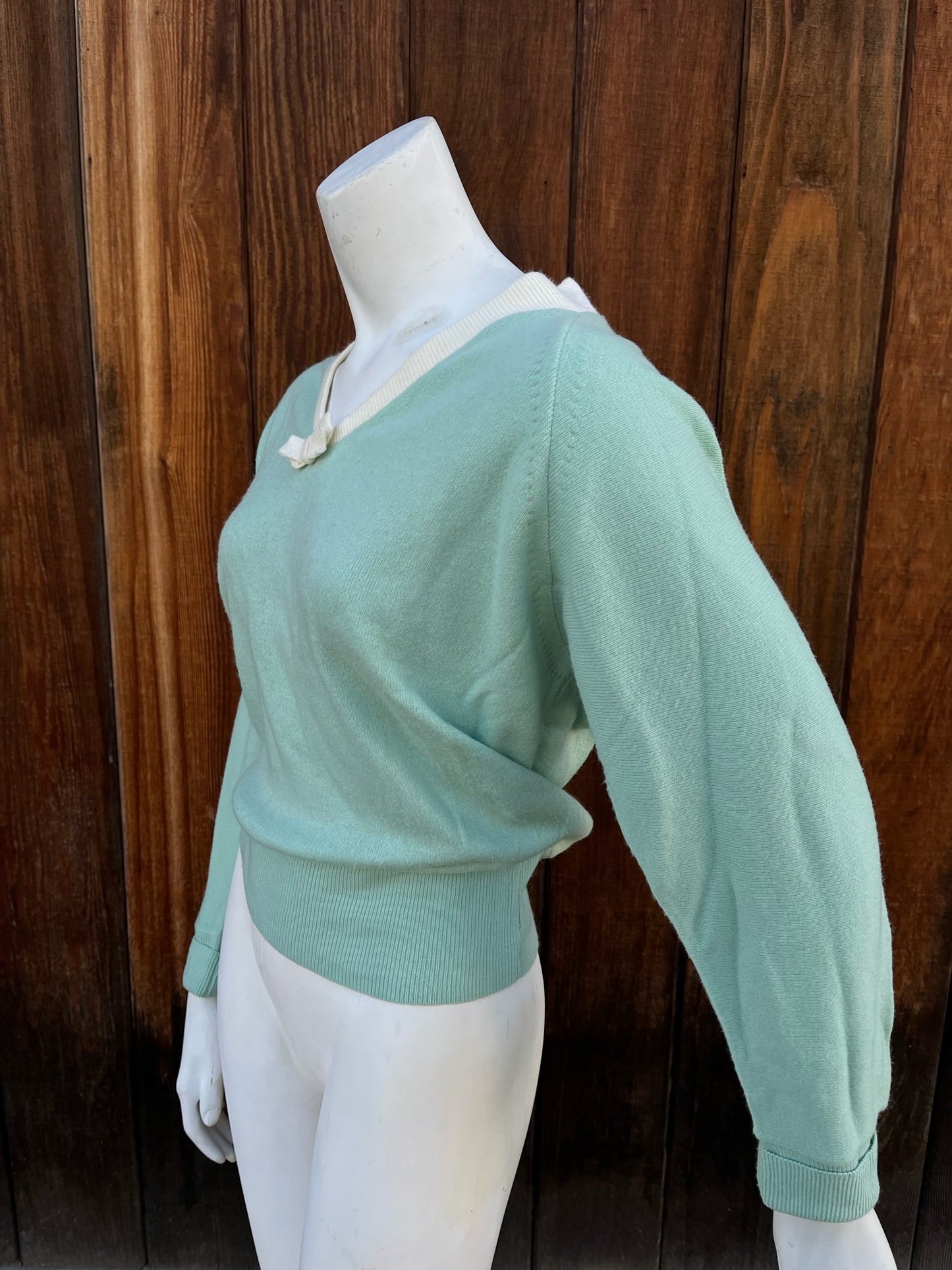 1950s Mint Green Sweater