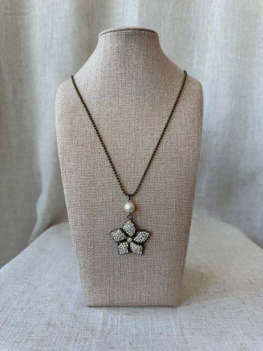 Rhinestone Flower Necklace