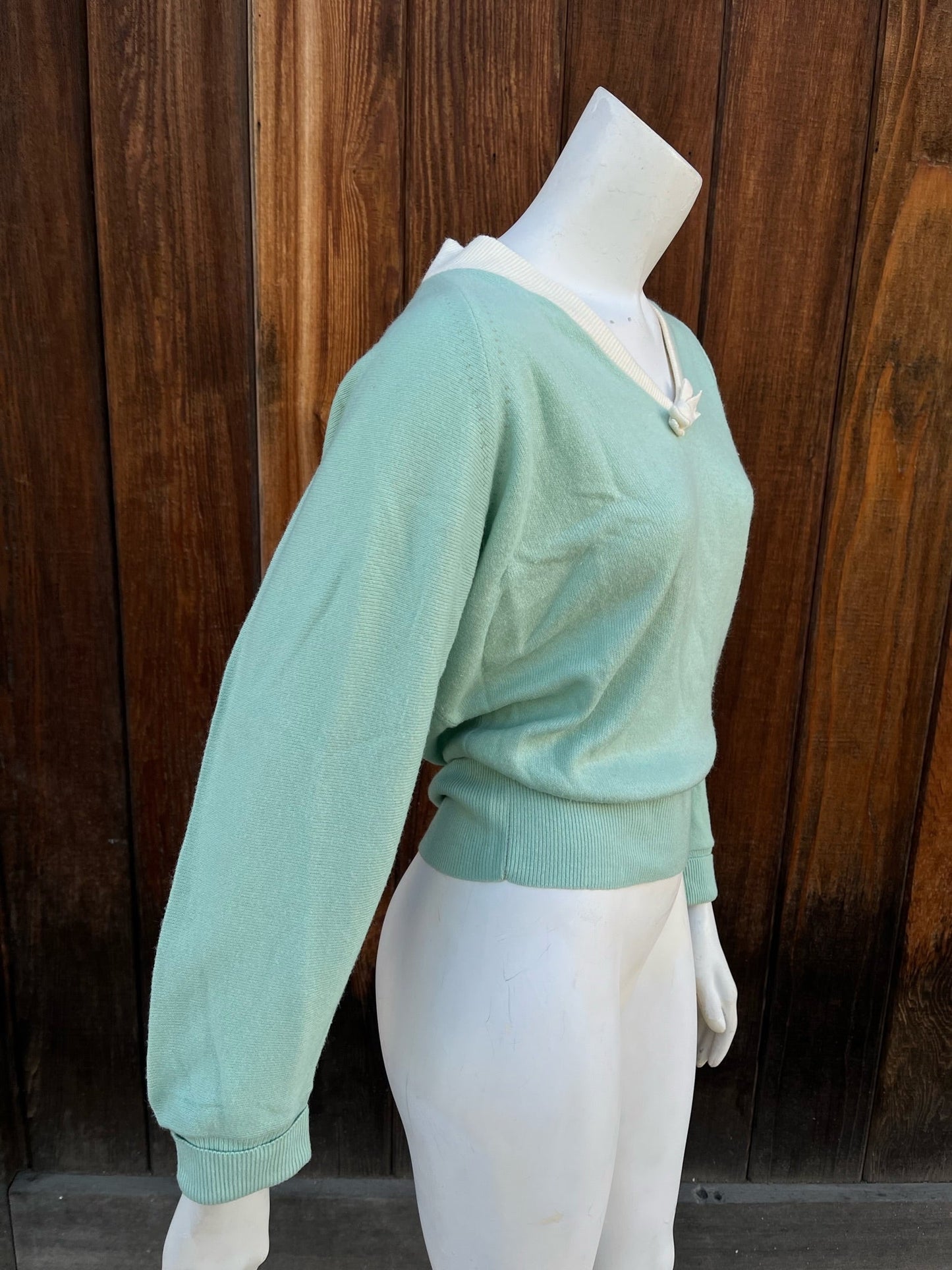 1950s Mint Green Sweater