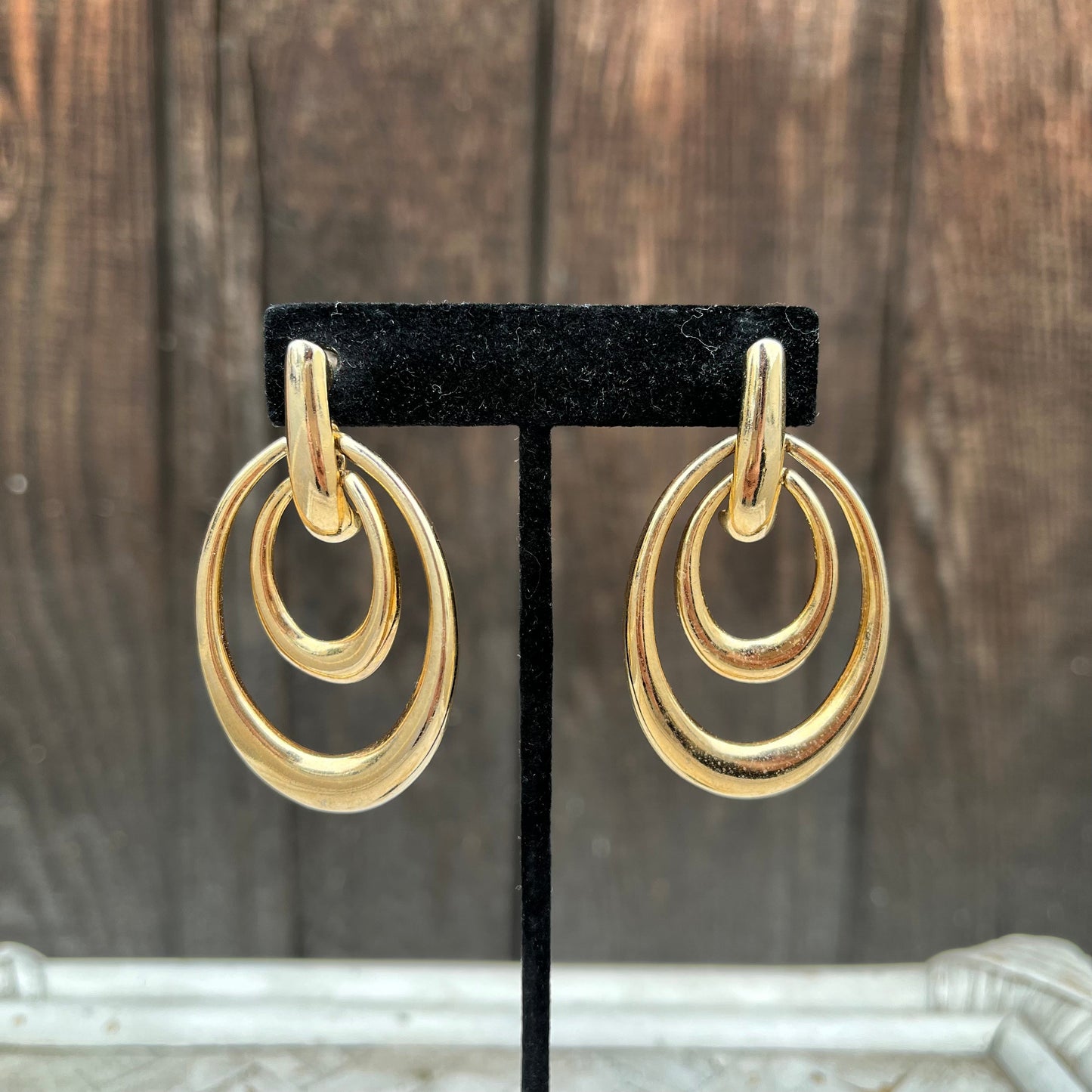 Vintage Gold Oval Hoops Earrings